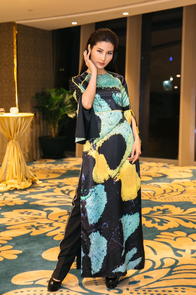 diem my 9x khoe ve dep vuong gia day quyen uy tai dem be mac le hoi ao dai