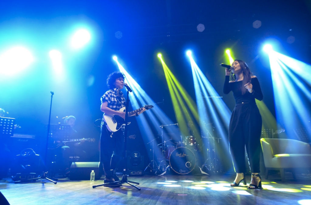tien tien bat ngo xuat hien trong concert dau tien cua trang bai hat cho nhau