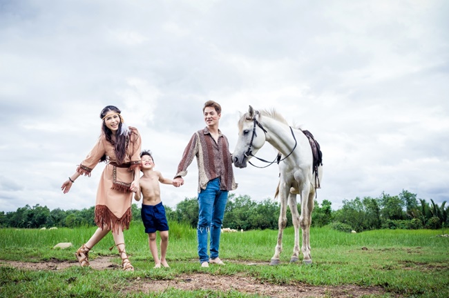 gia dinh dang khoi hoa thanh bo lac tho dan sieu dang yeu