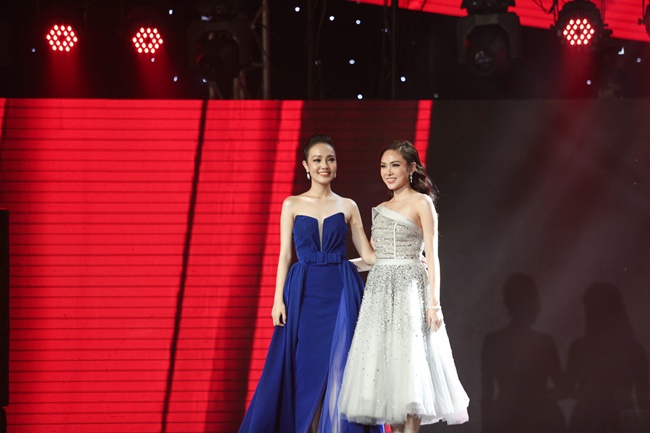 hoc tro xinh dep cua toc tien bat khoc trong dem ban ket the voice 2018