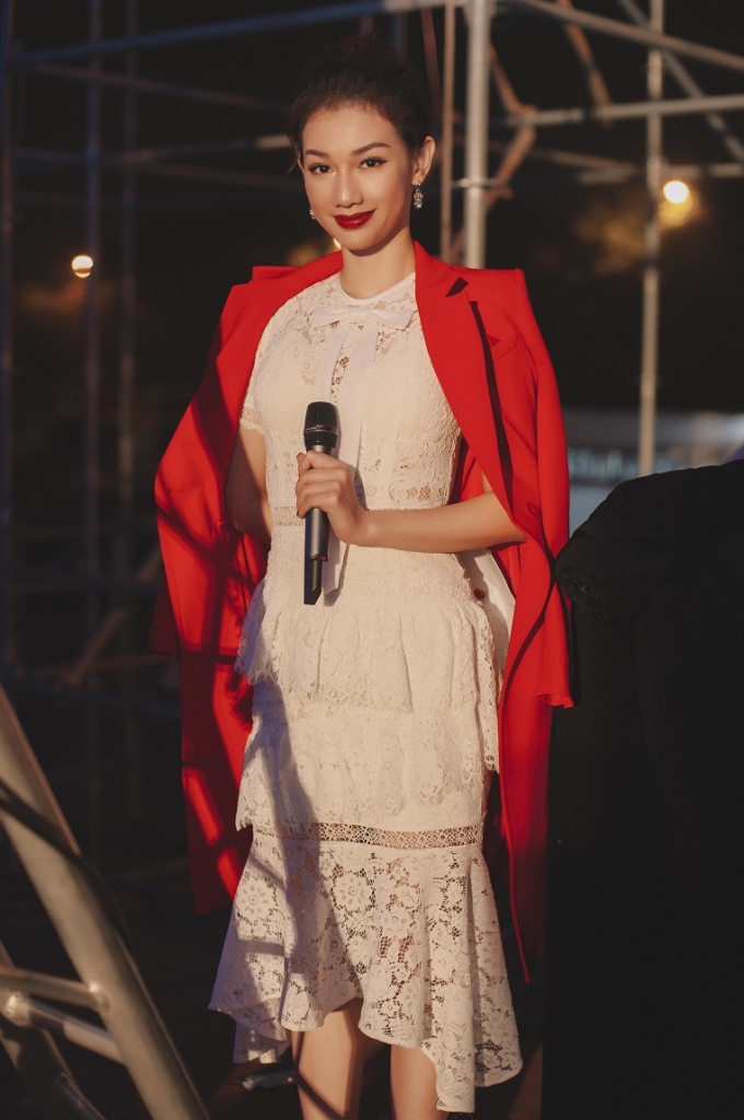 quynh chi duyen dang trong su kien giao luu van hoa viet han