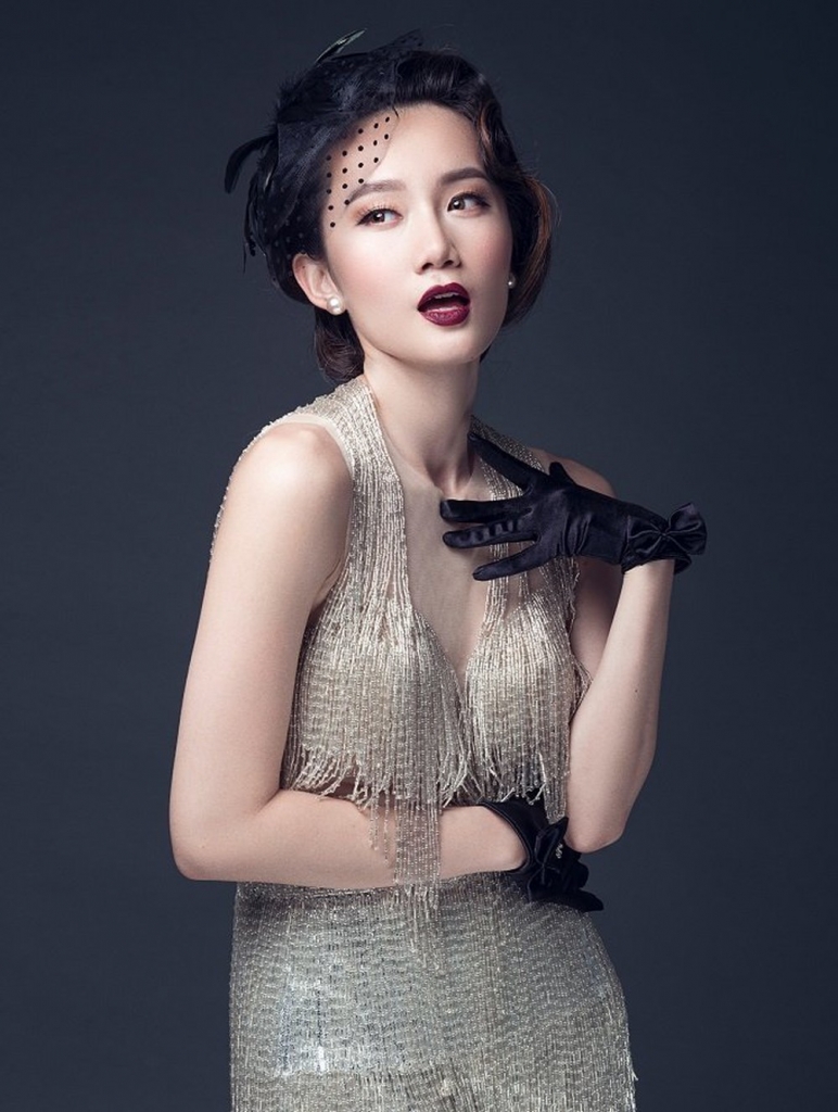 hoang my an ve nuoc bieu dien trong le trao giai ngoi sao xanh