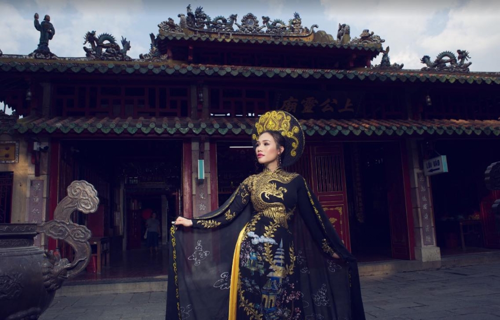 ngo anh thu khoe sac xuan