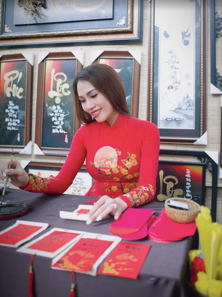 ngo anh thu khoe sac xuan