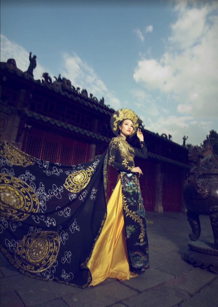 ngo anh thu khoe sac xuan