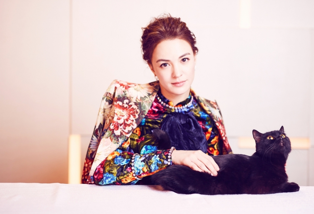 truong dung dung tung vi dong mau lai ma bi mat vai dien