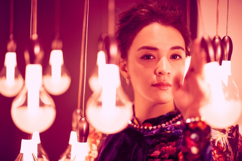 truong dung dung tung vi dong mau lai ma bi mat vai dien