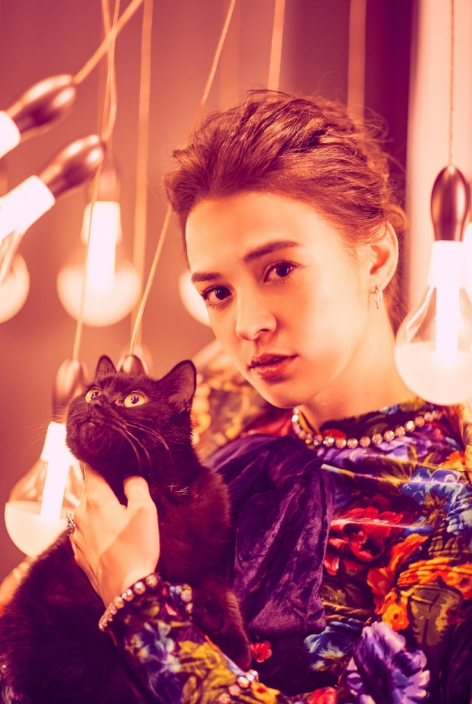 truong dung dung tung vi dong mau lai ma bi mat vai dien