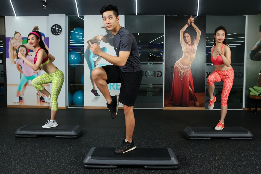 bat mi bi quyet can bang suc khoe cua a hoang golf queen nguyen hai anh