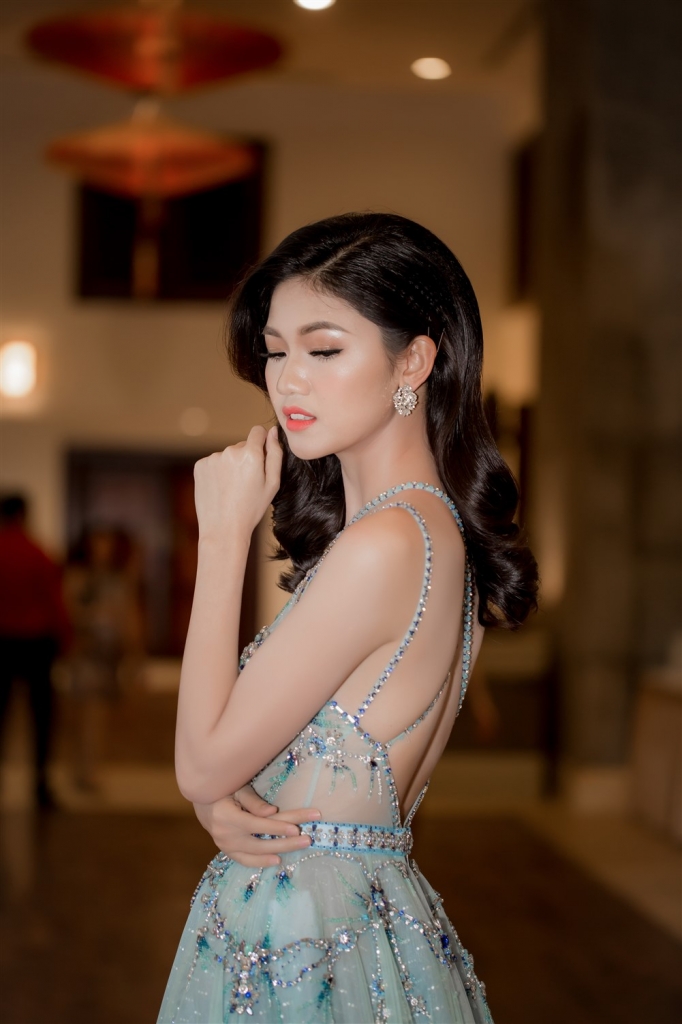 lan 2 xuat hien tren bao han a hau thanh tu chiem tron spotlight