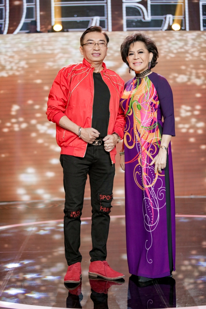 choang ngop truoc do dau tu trang phuc lap lanh cua dan hlv than tuong bolero mua 4