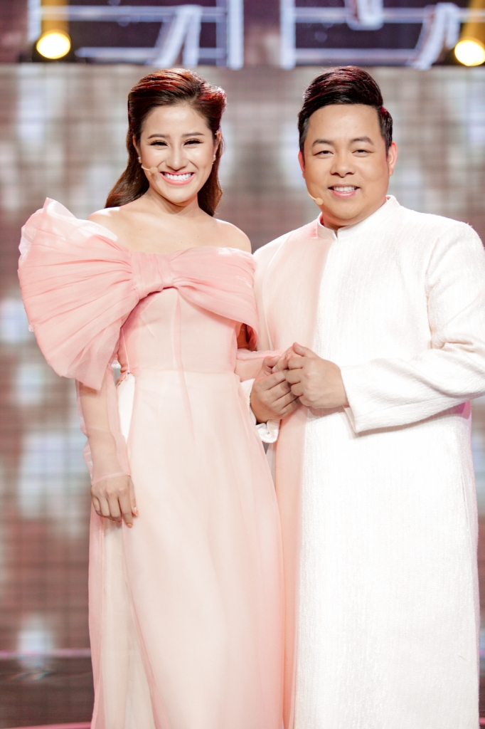 choang ngop truoc do dau tu trang phuc lap lanh cua dan hlv than tuong bolero mua 4