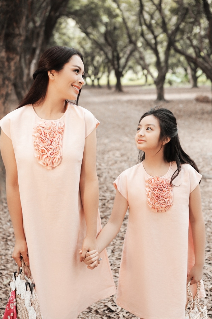 me con thuy hang dien dam doi xinh nhu tien nu