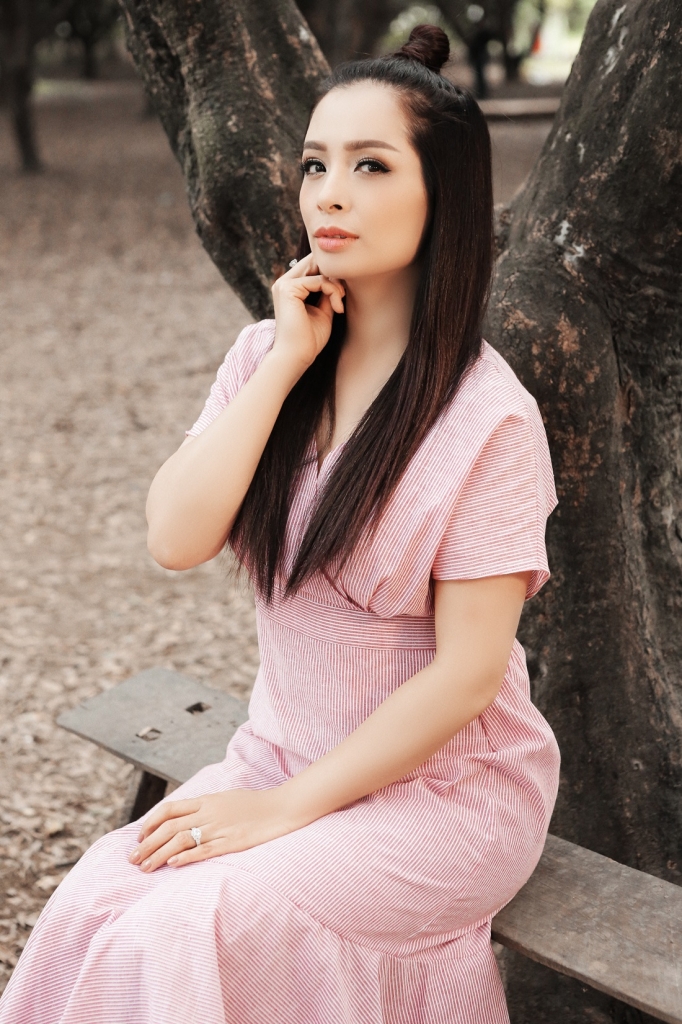 me con thuy hang dien dam doi xinh nhu tien nu