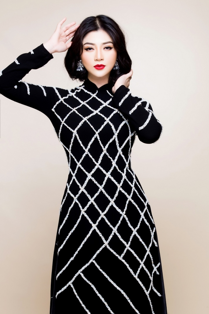 nguoi dep thanh truc goi y trang phuc sang dep cho cac ba sui