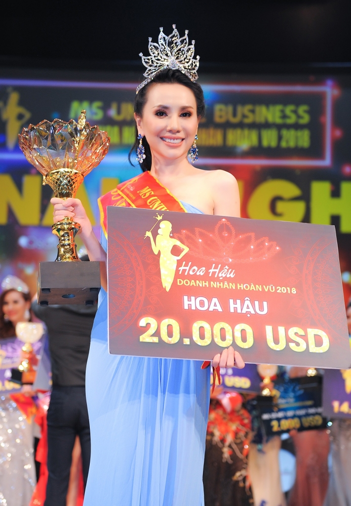 gap go 4 hoa hau dang quang trong 5 thang qua