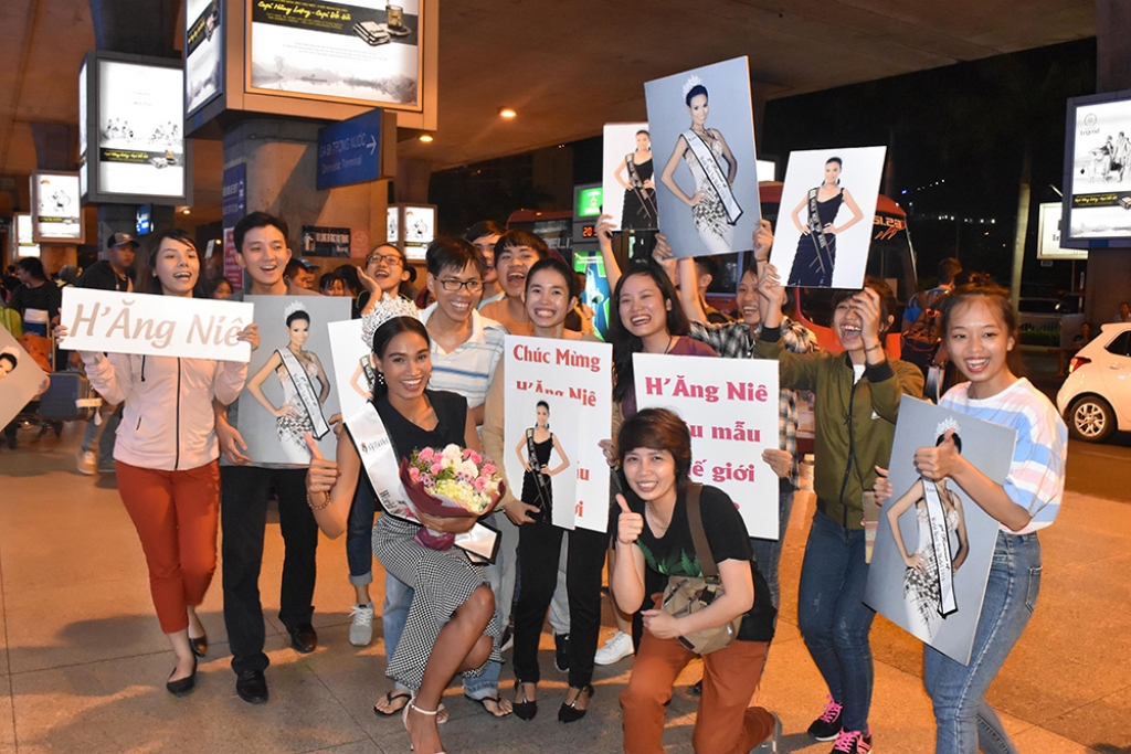 hang nie dat a hau 2 cuoc thi hoa hau sieu mau the gioi 2018