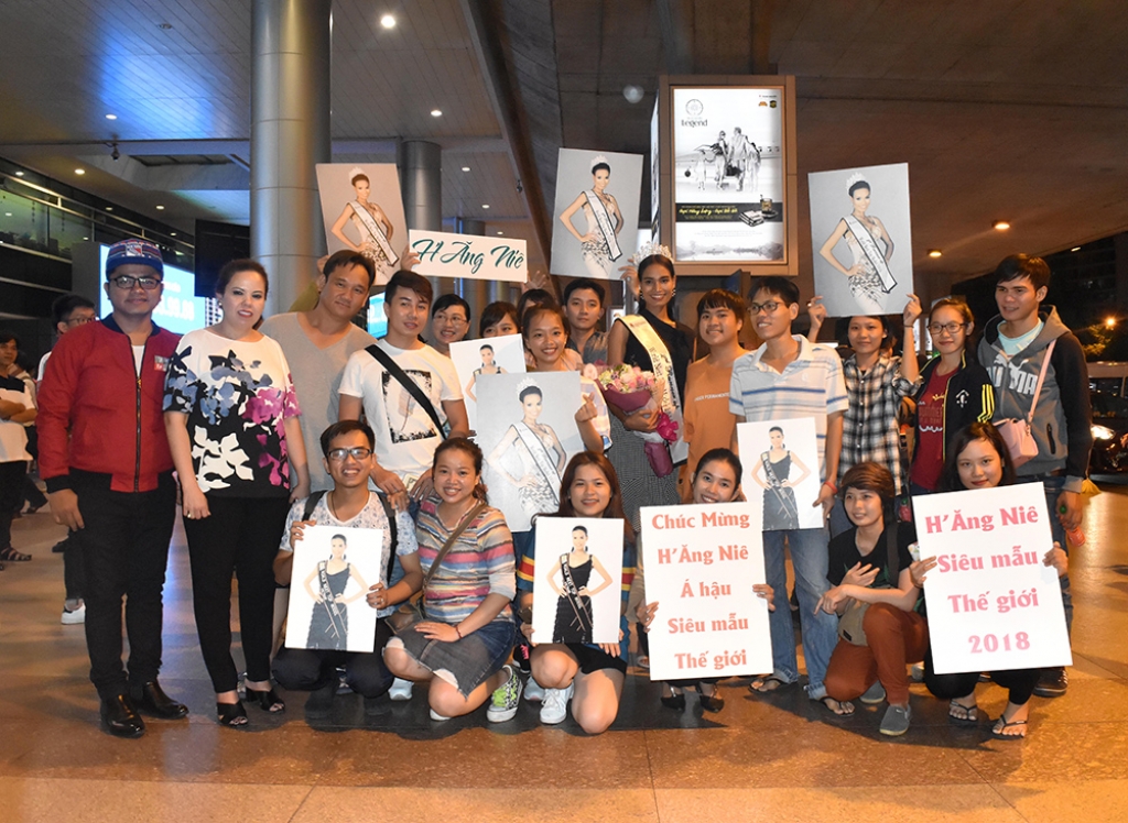 hang nie dat a hau 2 cuoc thi hoa hau sieu mau the gioi 2018