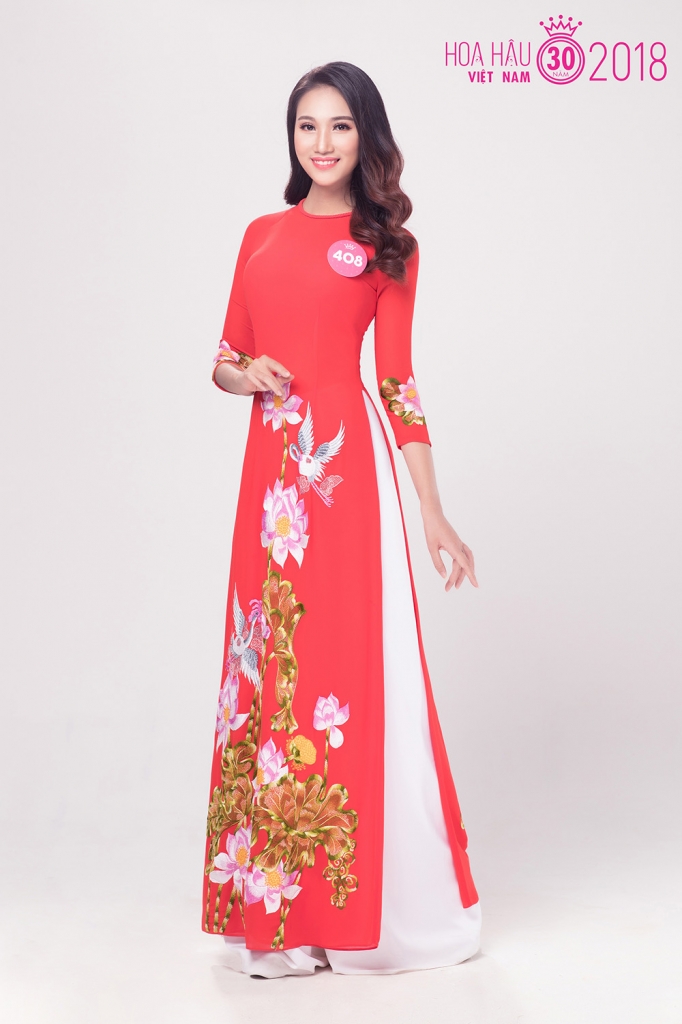 xuyt xoa truoc bo anh ao dai dung chuan hoa hau cua 38 thi sinh hoa hau viet nam chung khao phia bac