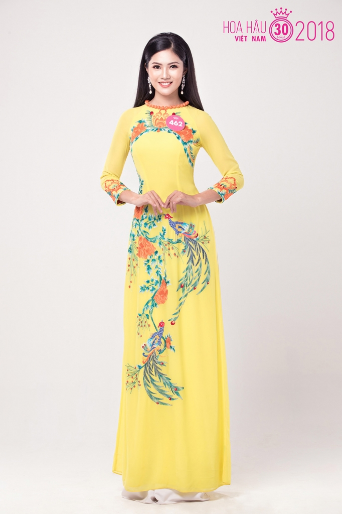 xuyt xoa truoc bo anh ao dai dung chuan hoa hau cua 38 thi sinh hoa hau viet nam chung khao phia bac