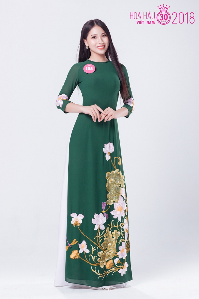 xuyt xoa truoc bo anh ao dai dung chuan hoa hau cua 38 thi sinh hoa hau viet nam chung khao phia bac