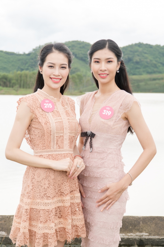 thi sinh chung khao phia bac hoa hau viet nam 2018 chung tay giu cho bien xanh