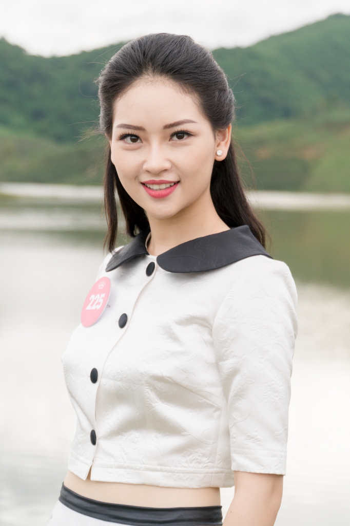 thi sinh chung khao phia bac hoa hau viet nam 2018 chung tay giu cho bien xanh