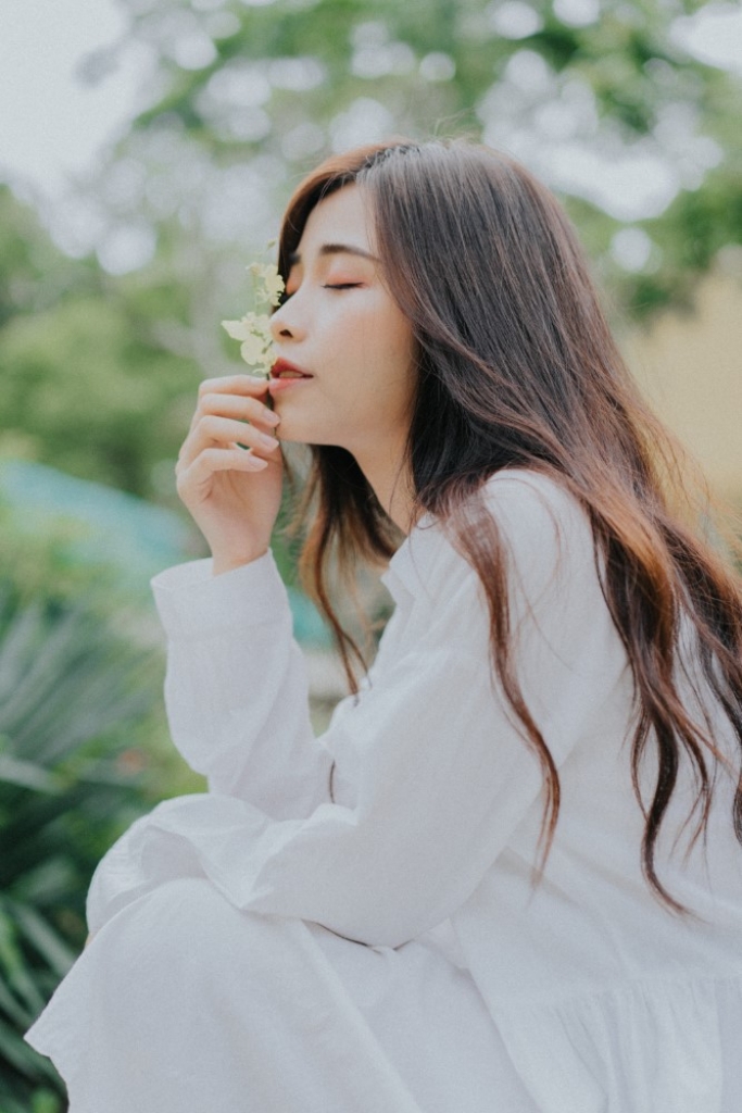 miss teen phuong dung khoe ve dep thuan khiet trong bo anh moi