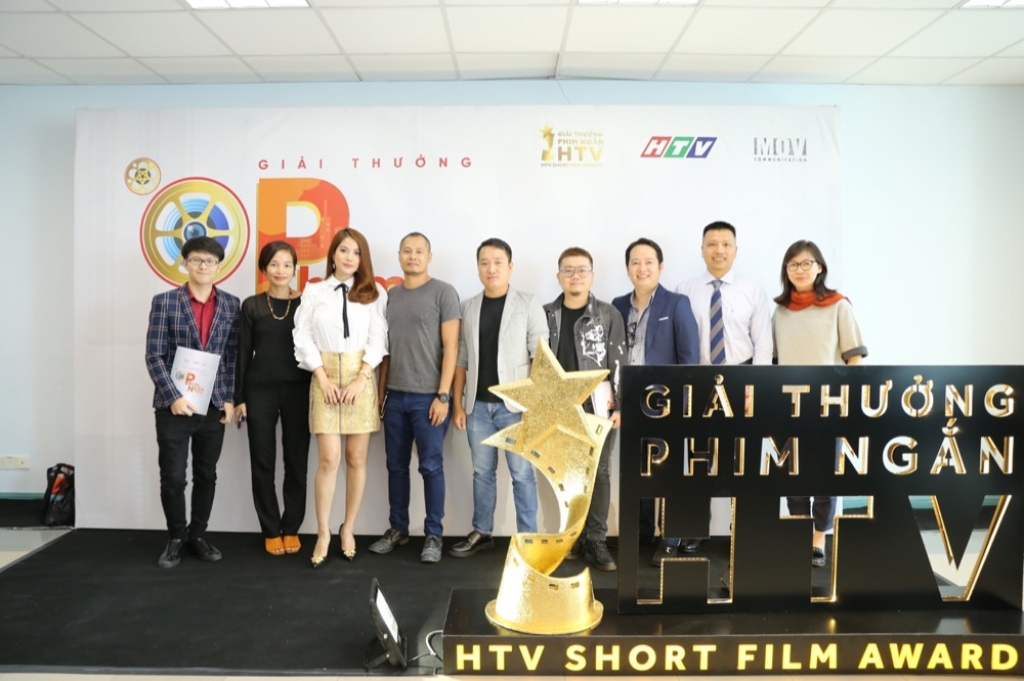 lo dien day du ban giam khao giai thuong phim ngan htv 2018