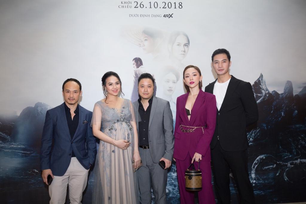 nguoi bat tu ra mat hoanh trang chinh thuc he lo cau chuyen tam linh ky bi