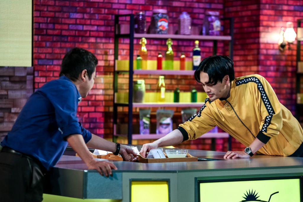 nguyen tran trung quan lap ky luc tai sieu sao am thuc