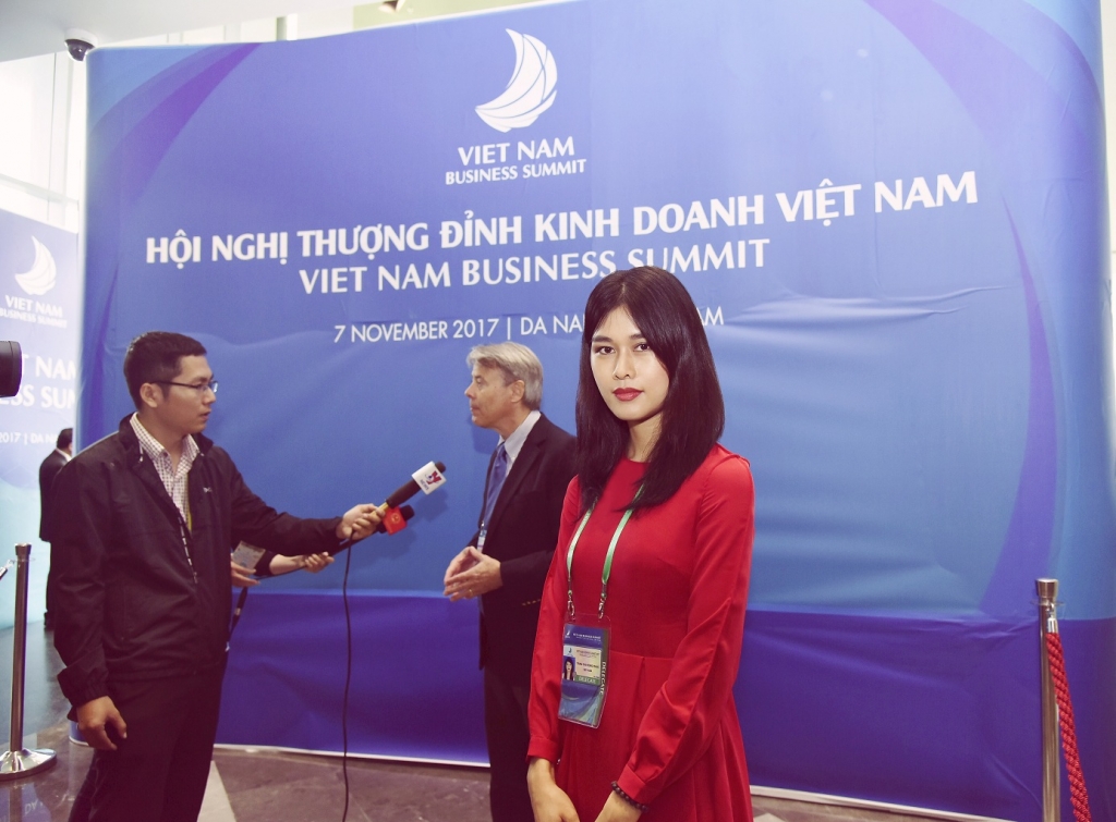 ca nhac si phuc anh tham du tuan le apec 2017 tai da nang