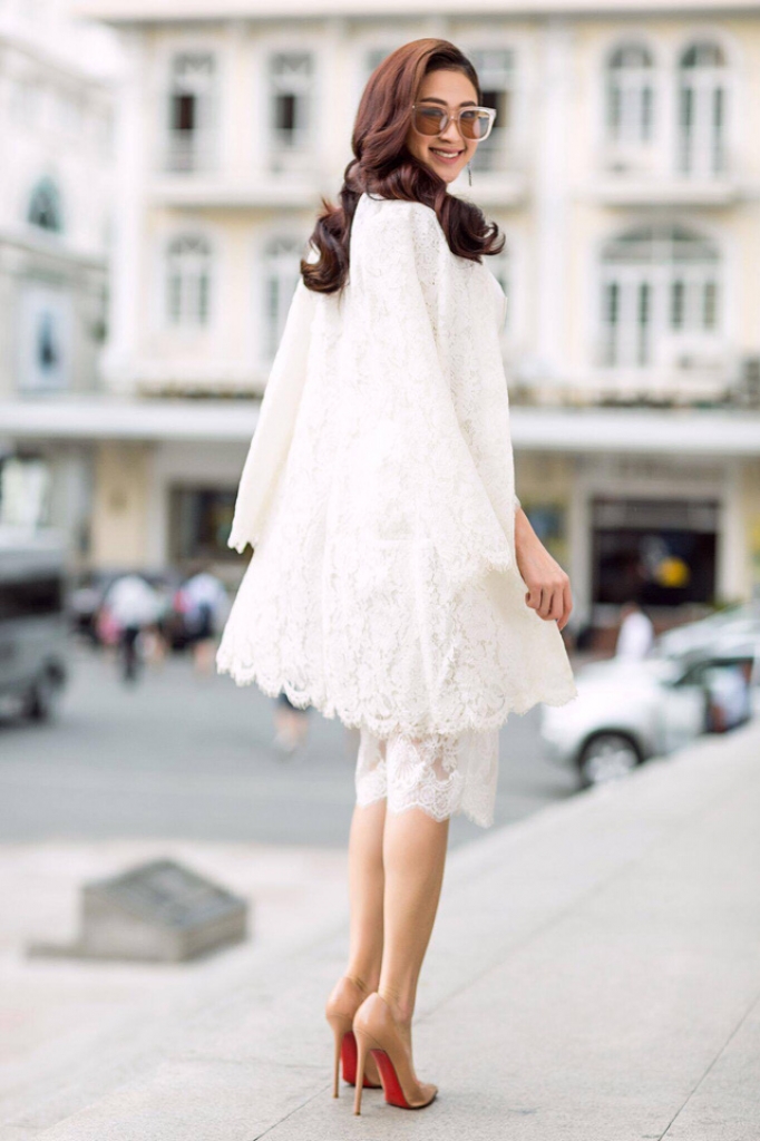 thuy trang doa hoa nhieu huong va sac