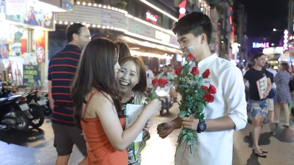 khan gia la nguoi quyet dinh ai se gianh duoc giai thuong 1 ty dong tu chinh phuc uoc mo