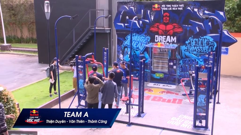 khan gia la nguoi quyet dinh ai se gianh duoc giai thuong 1 ty dong tu chinh phuc uoc mo