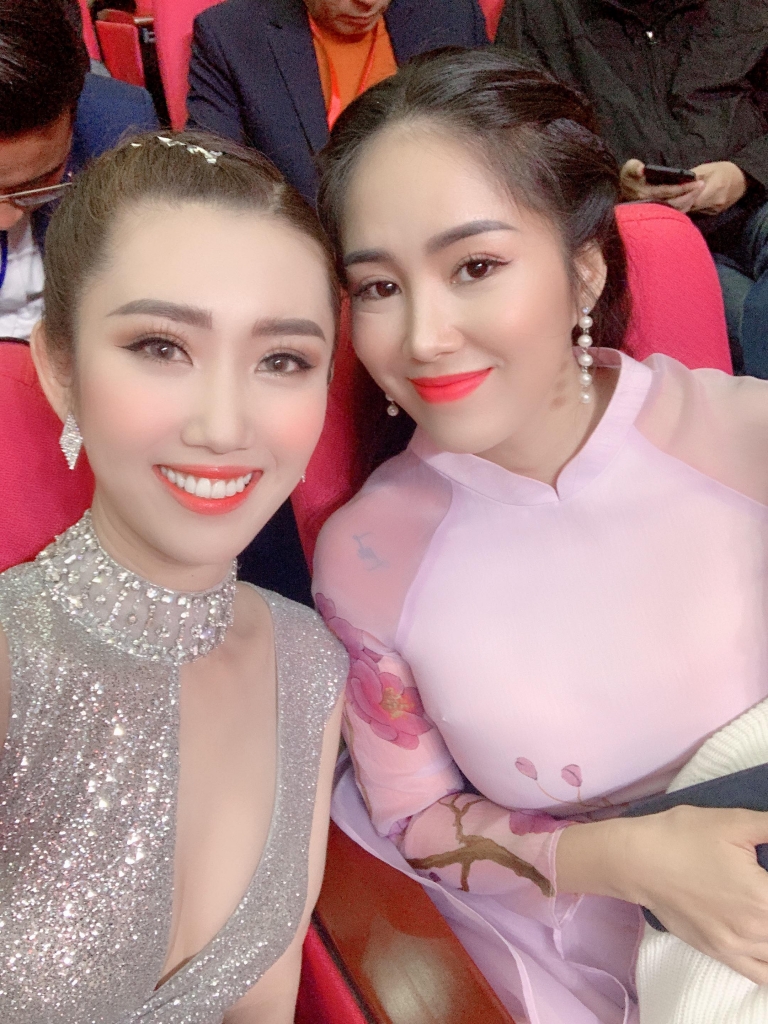 thuy ngan mong khan gia tiep tuc ung ho de cho cai ket vien man