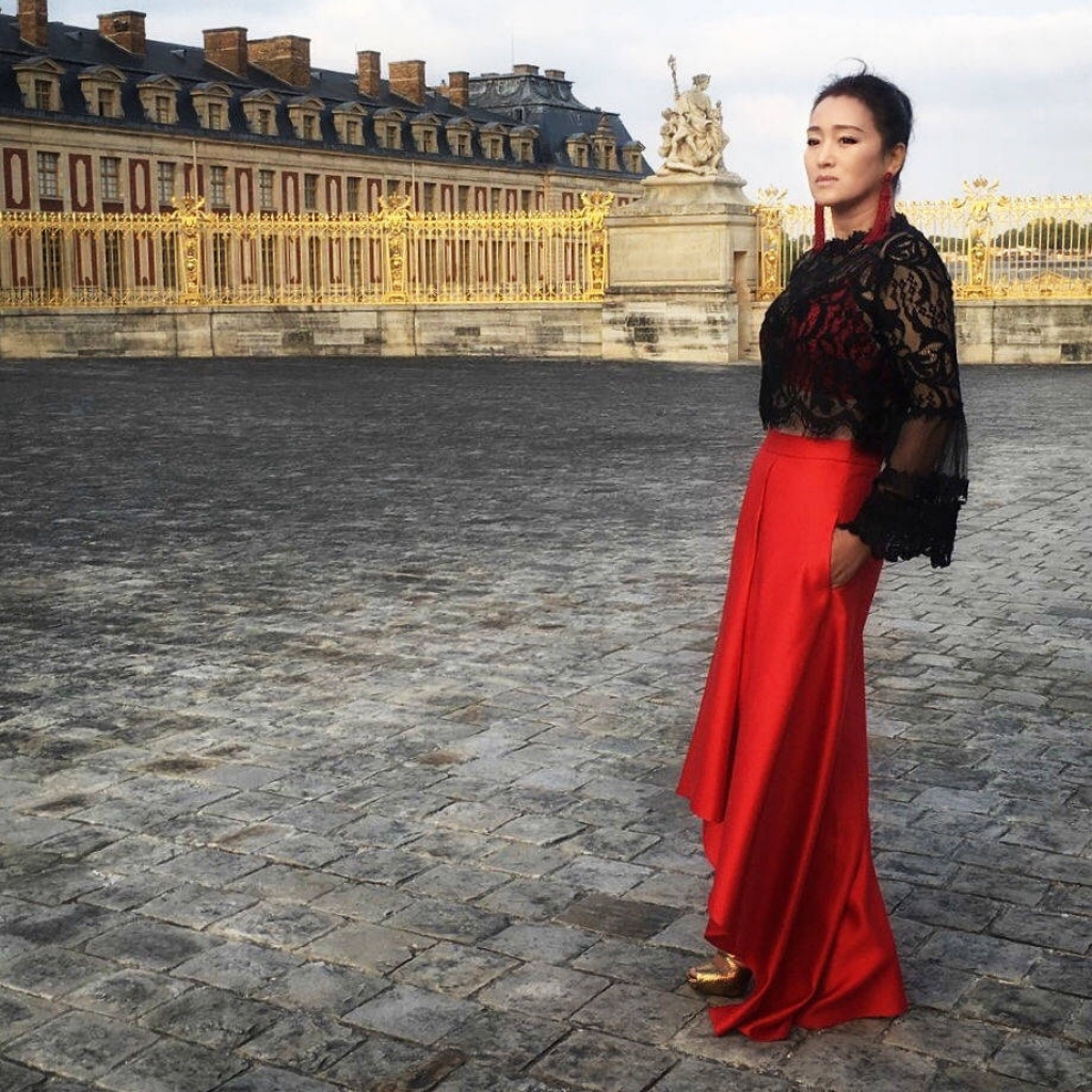 o tuoi 52 cung loi van cuon hut voi bo anh ruc ro