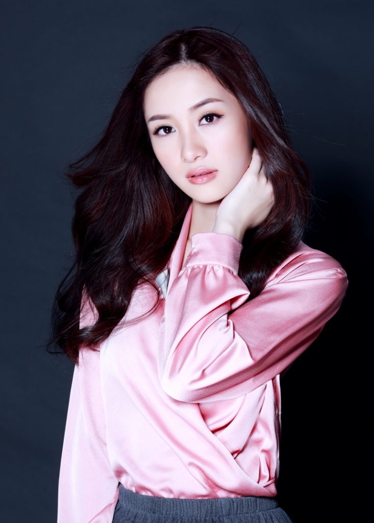 jun vu chi dep thoi thi chua du