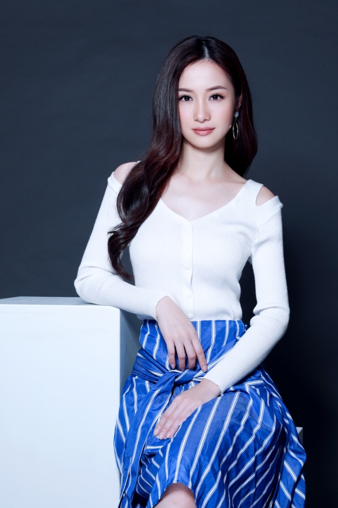 jun vu chi dep thoi thi chua du