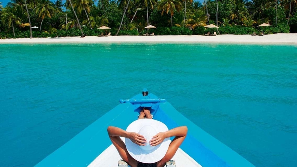 ngam binh minh o dao thien duong maldives