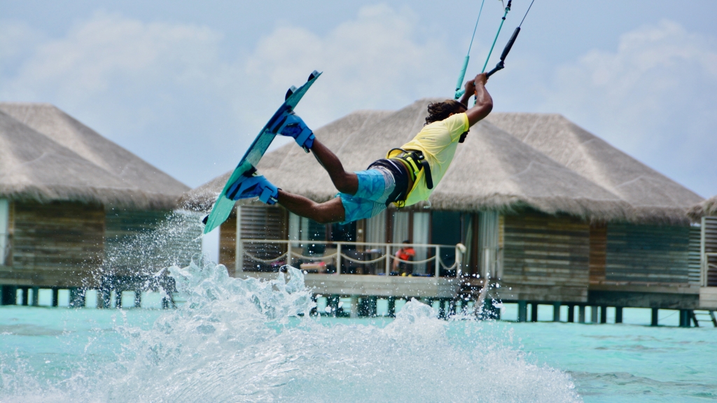 ngam binh minh o dao thien duong maldives
