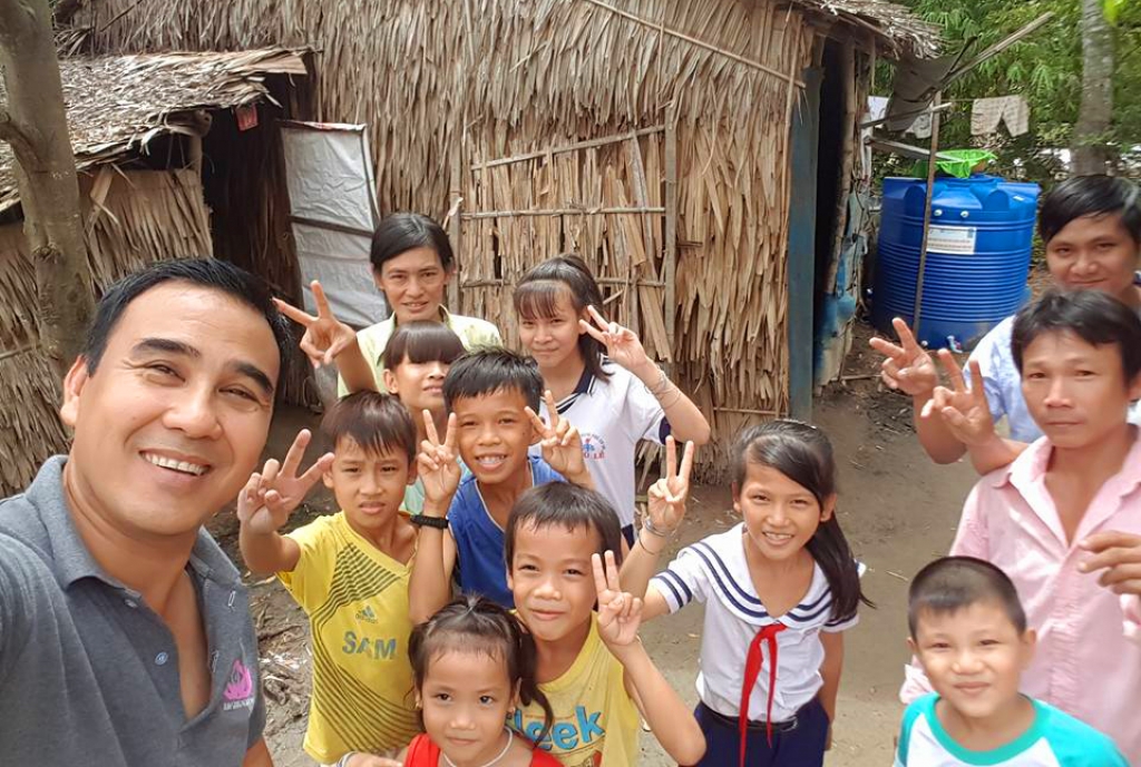 quyen linh nhung cau chuyen it nguoi biet den