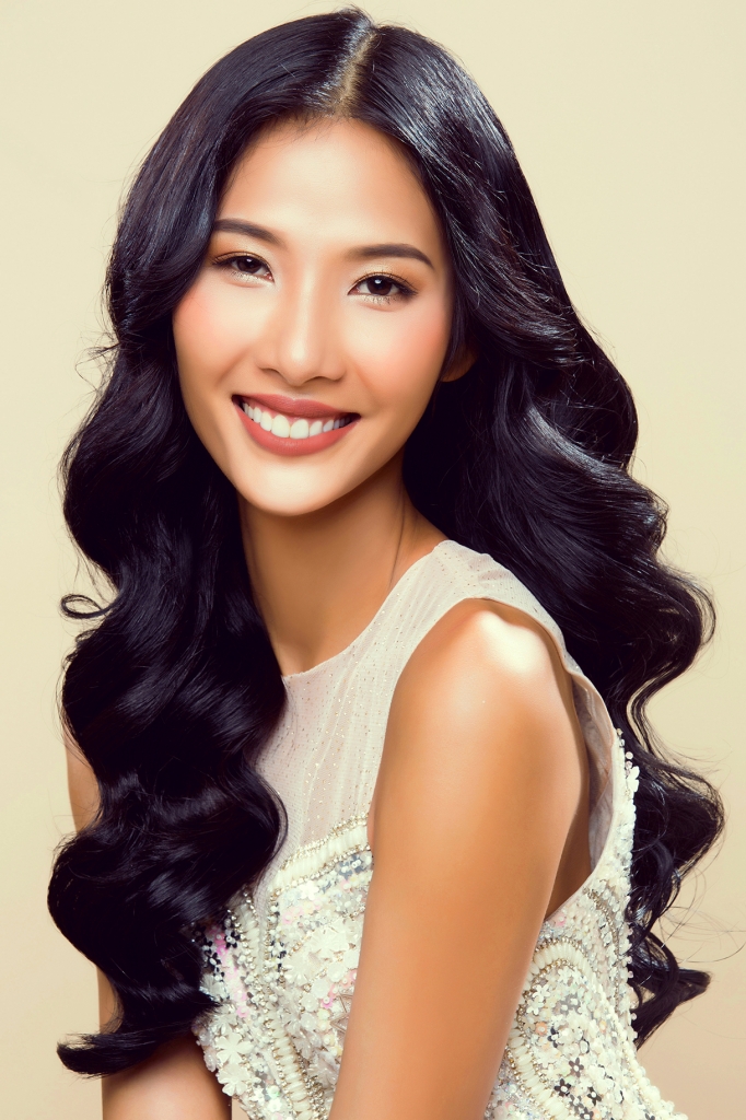 hoang thuy kieu trang diem hai mau son