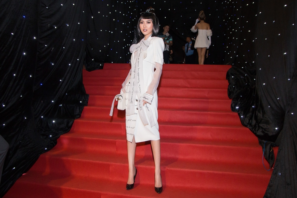 tuong linh khuynh dao tham do thoi trang khi hoa thanh nu hoang ai cap hien dai