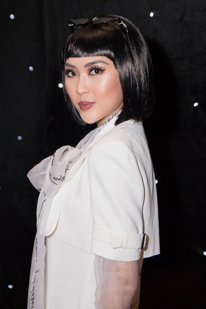 tuong linh khuynh dao tham do thoi trang khi hoa thanh nu hoang ai cap hien dai