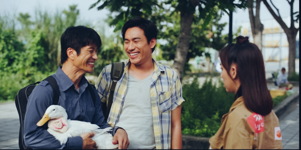 798muoi tung bo poster trailer chinh thuc hua hen bung no dip tet 2018