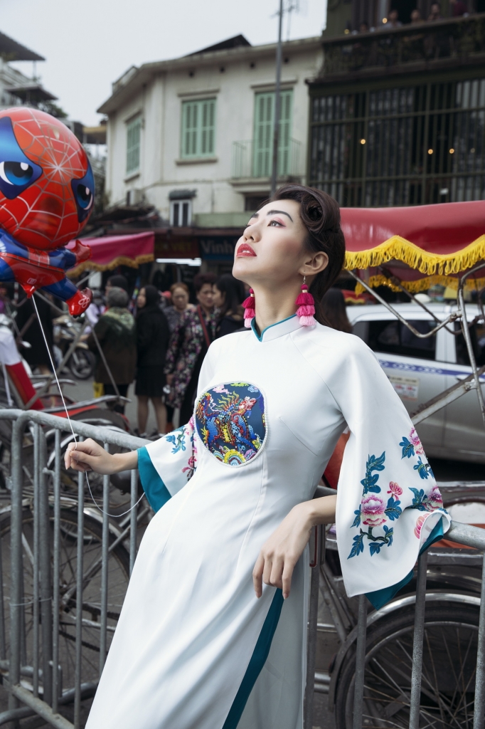 a hoang golf queen nguyen hai anh duyen dang voi bst ao dai sac nghe viet