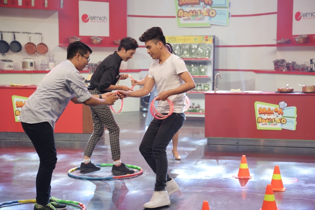 ca si ho quang hieu tu khi chia tay bao anh toi het duoc an ngon