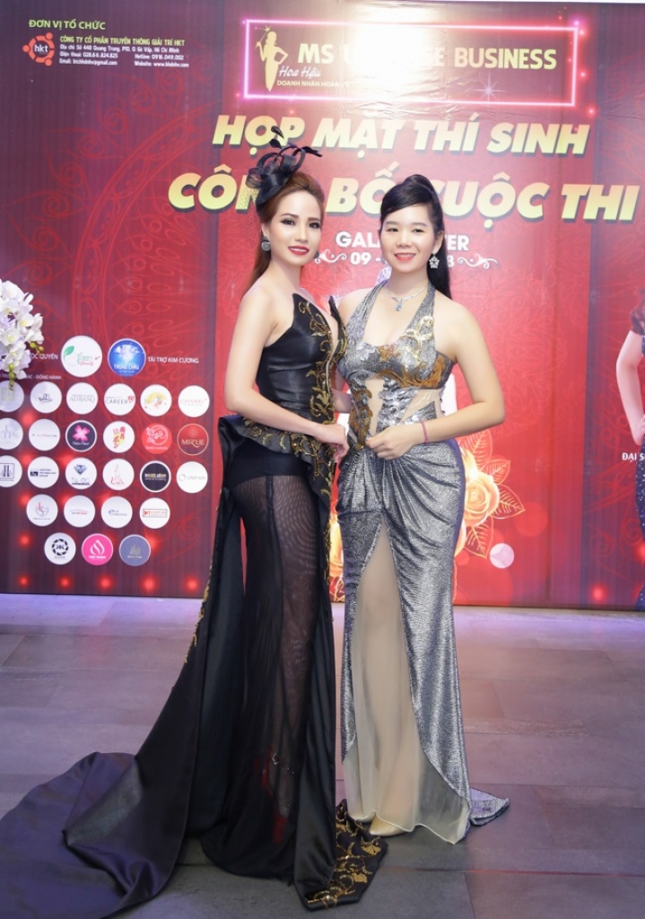 hoa khoi bao ngoc tu tin ngoi ghe nong hoa hau doanh nhan hoan vu 2018 tai nhat ban