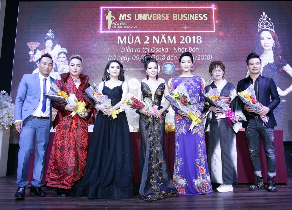 hoa khoi bao ngoc tu tin ngoi ghe nong hoa hau doanh nhan hoan vu 2018 tai nhat ban